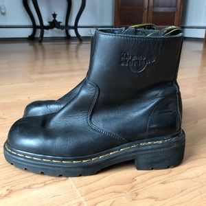 Vintage Dr. Martens 9489